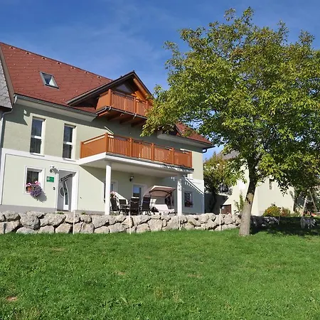 Apartment Haaghof Ertl *